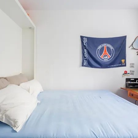 Calme Dans La Verdure 16e